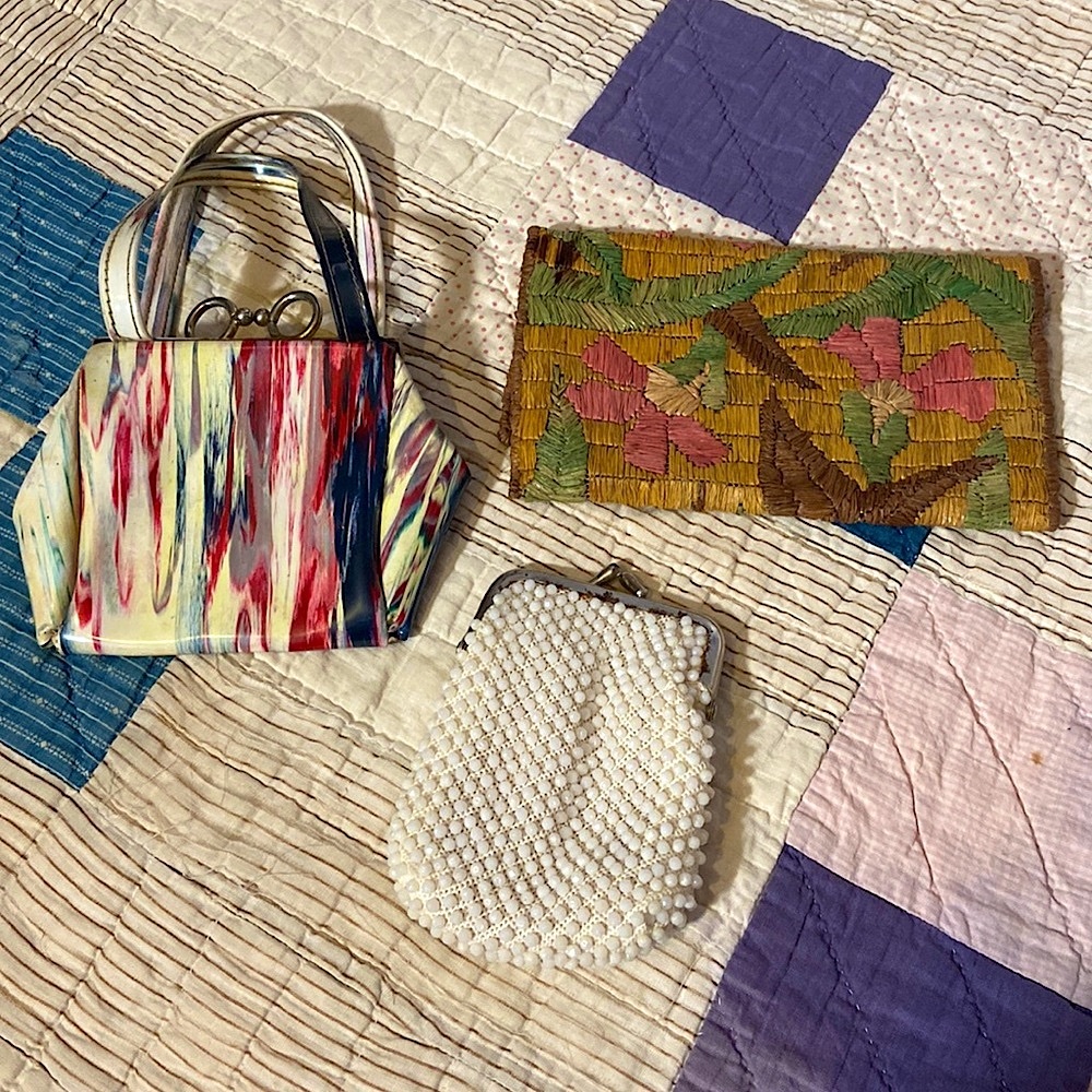 Lot of three small vintage bags, 1930s-1950s